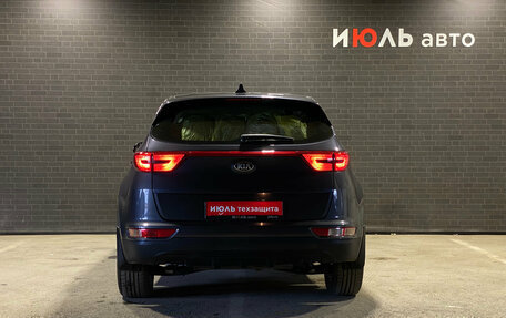 KIA Sportage IV рестайлинг, 2018 год, 2 115 000 рублей, 6 фотография