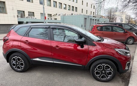 Renault Kaptur I рестайлинг, 2021 год, 1 950 000 рублей, 2 фотография