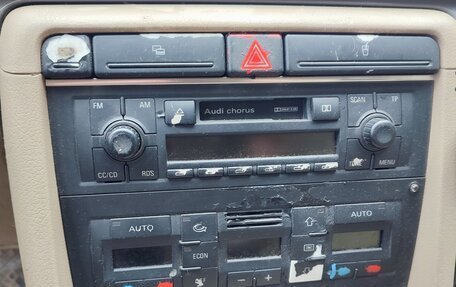 Audi A4, 2003 год, 490 000 рублей, 6 фотография