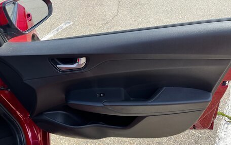 Hyundai Solaris II рестайлинг, 2017 год, 1 150 000 рублей, 18 фотография