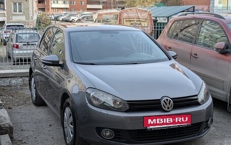 Volkswagen Golf VI, 2009 год, 750 000 рублей, 2 фотография