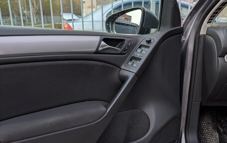 Volkswagen Golf VI, 2009 год, 750 000 рублей, 10 фотография