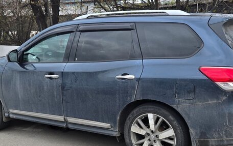 Nissan Pathfinder, 2015 год, 1 630 000 рублей, 3 фотография