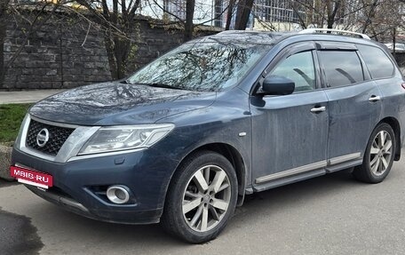 Nissan Pathfinder, 2015 год, 1 630 000 рублей, 5 фотография
