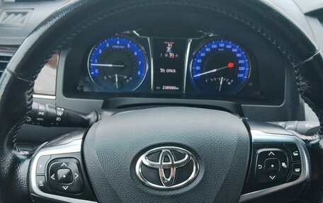 Toyota Camry, 2015 год, 1 900 000 рублей, 6 фотография