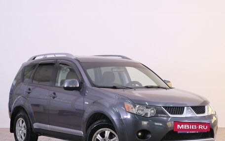 Mitsubishi Outlander III рестайлинг 3, 2007 год, 1 049 000 рублей, 2 фотография