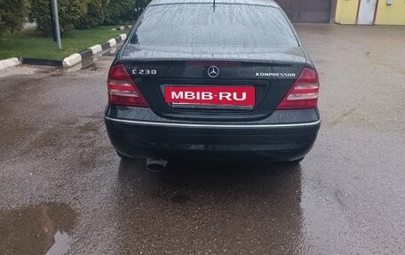 Mercedes-Benz C-Класс, 2005 год, 760 000 рублей, 4 фотография