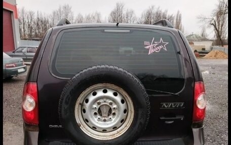 Chevrolet Niva I рестайлинг, 2010 год, 399 000 рублей, 3 фотография