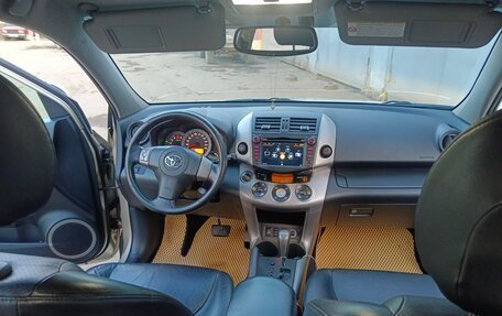 Toyota RAV4, 2007 год, 1 570 000 рублей, 11 фотография