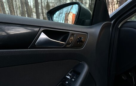 Volkswagen Jetta VI, 2011 год, 859 000 рублей, 23 фотография