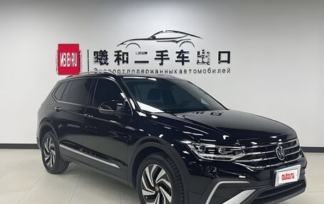 Volkswagen Tiguan II, 2023 год, 2 955 000 рублей, 6 фотография