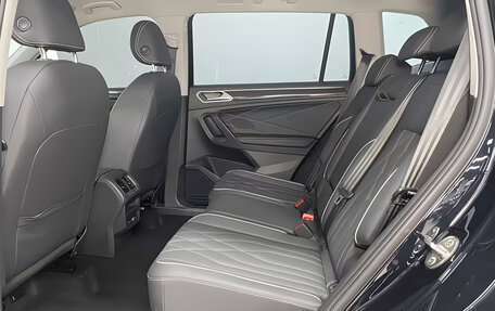 Volkswagen Tiguan II, 2023 год, 2 955 000 рублей, 16 фотография