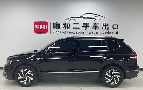 Volkswagen Tiguan II, 2023 год, 2 955 000 рублей, 3 фотография