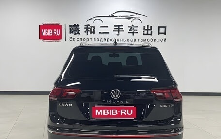 Volkswagen Tiguan II, 2023 год, 2 955 000 рублей, 5 фотография