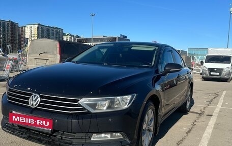Volkswagen Passat B8 рестайлинг, 2015 год, 1 190 000 рублей, 3 фотография