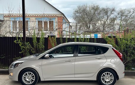 Hyundai Solaris II рестайлинг, 2015 год, 1 200 000 рублей, 5 фотография