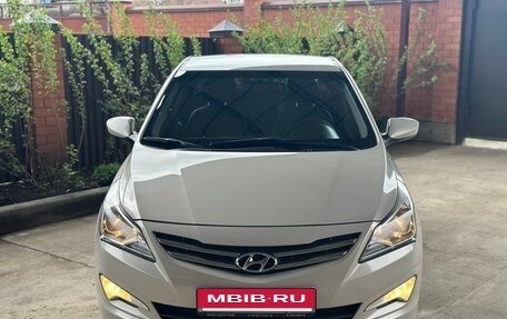 Hyundai Solaris II рестайлинг, 2015 год, 1 200 000 рублей, 3 фотография