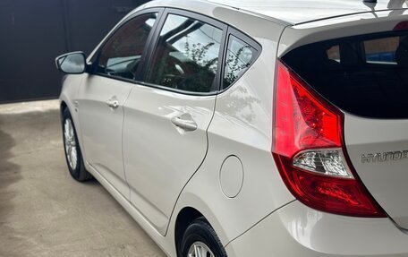 Hyundai Solaris II рестайлинг, 2015 год, 1 200 000 рублей, 14 фотография