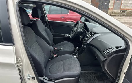 Hyundai Solaris II рестайлинг, 2015 год, 1 200 000 рублей, 20 фотография