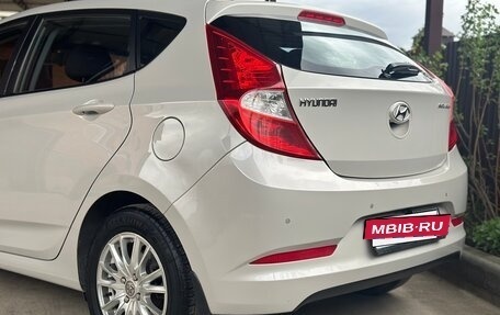 Hyundai Solaris II рестайлинг, 2015 год, 1 200 000 рублей, 16 фотография