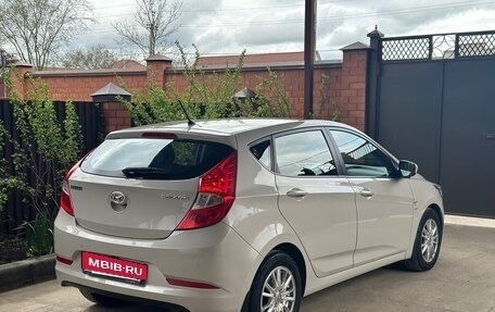 Hyundai Solaris II рестайлинг, 2015 год, 1 200 000 рублей, 8 фотография