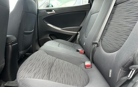 Hyundai Solaris II рестайлинг, 2015 год, 1 200 000 рублей, 25 фотография