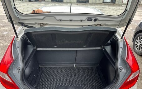 Hyundai Solaris II рестайлинг, 2015 год, 1 200 000 рублей, 35 фотография