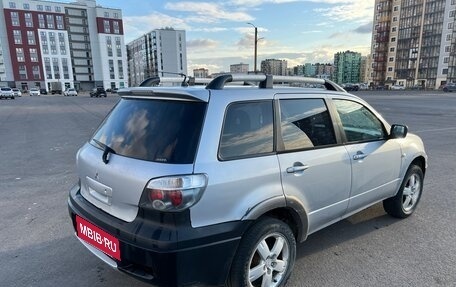 Mitsubishi Outlander III рестайлинг 3, 2004 год, 310 000 рублей, 6 фотография