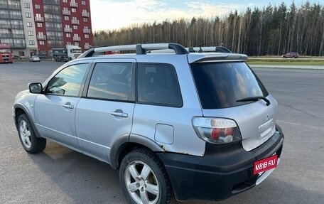 Mitsubishi Outlander III рестайлинг 3, 2004 год, 310 000 рублей, 4 фотография