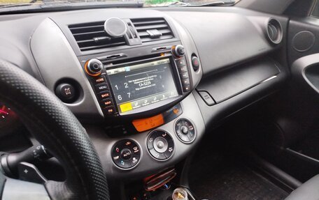 Toyota RAV4, 2011 год, 1 250 000 рублей, 13 фотография