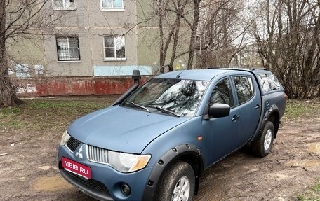 Mitsubishi L200 IV рестайлинг, 2007 год, 950 000 рублей, 1 фотография