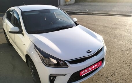 KIA Rio IV, 2018 год, 1 280 000 рублей, 6 фотография