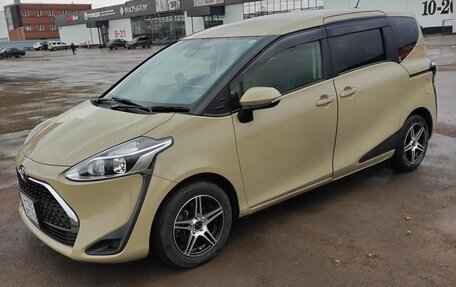 Toyota Sienta II, 2021 год, 1 730 000 рублей, 10 фотография