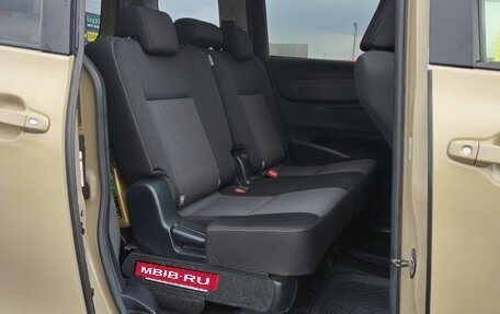 Toyota Sienta II, 2021 год, 1 730 000 рублей, 6 фотография