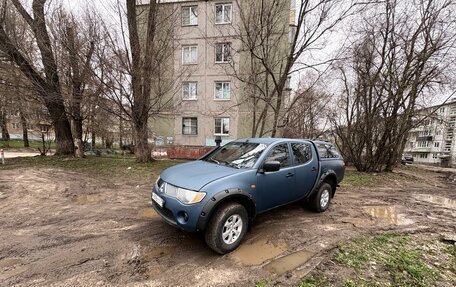 Mitsubishi L200 IV рестайлинг, 2007 год, 950 000 рублей, 11 фотография