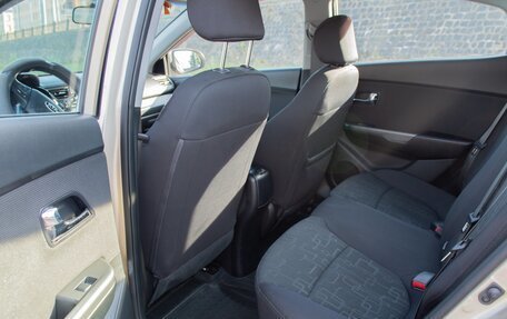 KIA Rio III рестайлинг, 2013 год, 1 100 000 рублей, 9 фотография