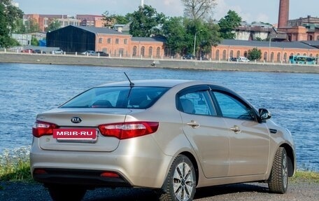 KIA Rio III рестайлинг, 2013 год, 1 100 000 рублей, 4 фотография
