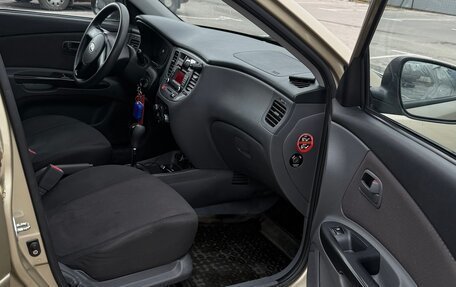 KIA Rio II, 2010 год, 650 000 рублей, 11 фотография