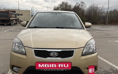 KIA Rio II, 2010 год, 650 000 рублей, 6 фотография