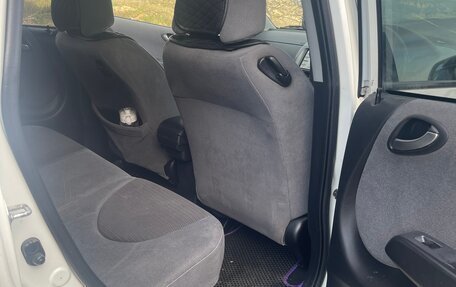 Honda Fit III, 2003 год, 450 000 рублей, 12 фотография