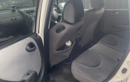 Honda Fit III, 2003 год, 450 000 рублей, 10 фотография
