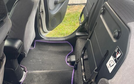 Honda Fit III, 2003 год, 450 000 рублей, 18 фотография
