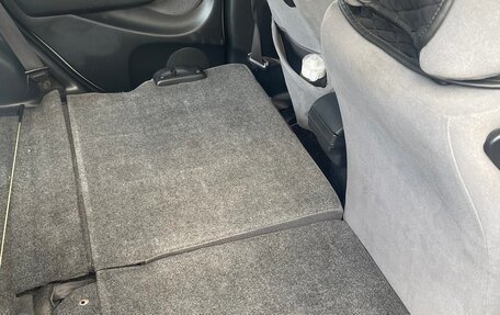 Honda Fit III, 2003 год, 450 000 рублей, 17 фотография