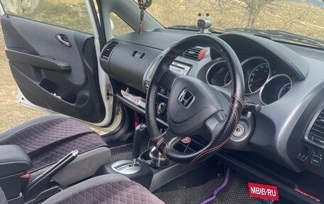 Honda Fit III, 2003 год, 450 000 рублей, 13 фотография