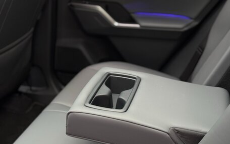 Toyota RAV4, 2026 год, 4 850 000 рублей, 24 фотография