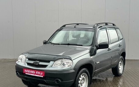 Chevrolet Niva I рестайлинг, 2014 год, 630 000 рублей, 3 фотография