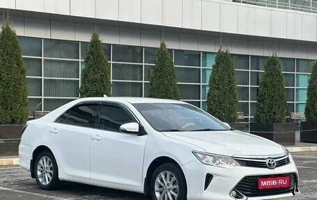 Toyota Camry, 2015 год, 1 795 000 рублей, 1 фотография