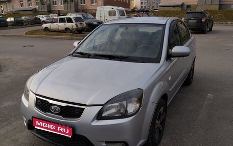 KIA Rio II, 2010 год, 415 000 рублей, 1 фотография