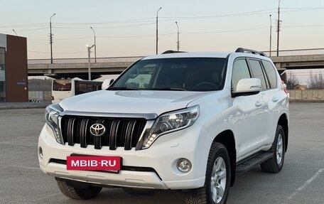 Toyota Land Cruiser Prado 150 рестайлинг 2, 2015 год, 3 400 000 рублей, 2 фотография