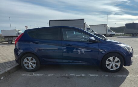 Hyundai Solaris II рестайлинг, 2016 год, 900 000 рублей, 3 фотография